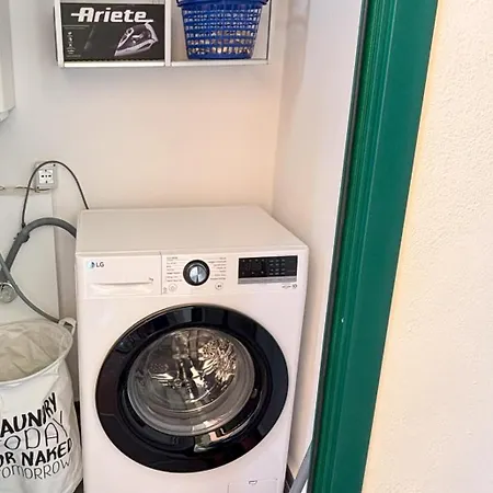 Casa Giule * 임페리아